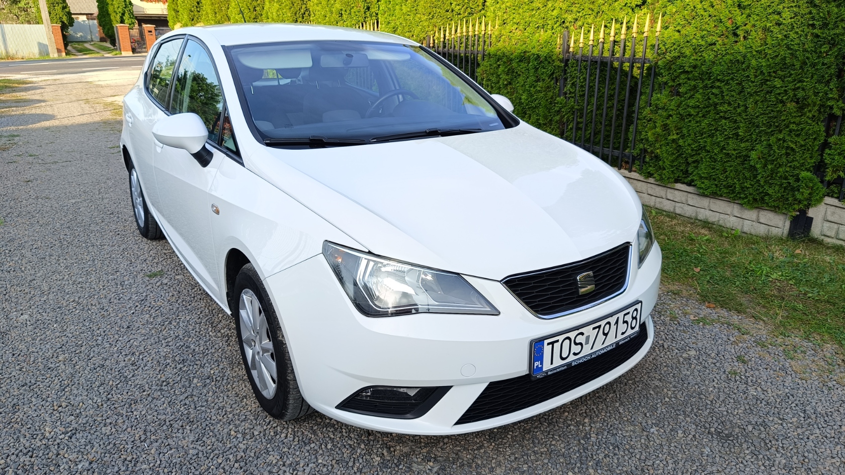 SEAT IBIZA 1.4 MPi 21,900 zł. 